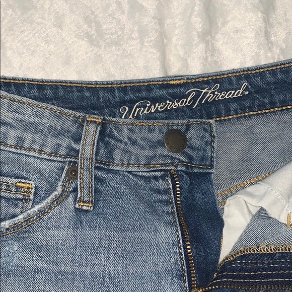 High rise jean shorts - Picture 3 of 3